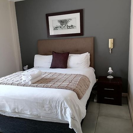 Emabheleni Executive Suites Westpoint Johannesburg Kültér fotó
