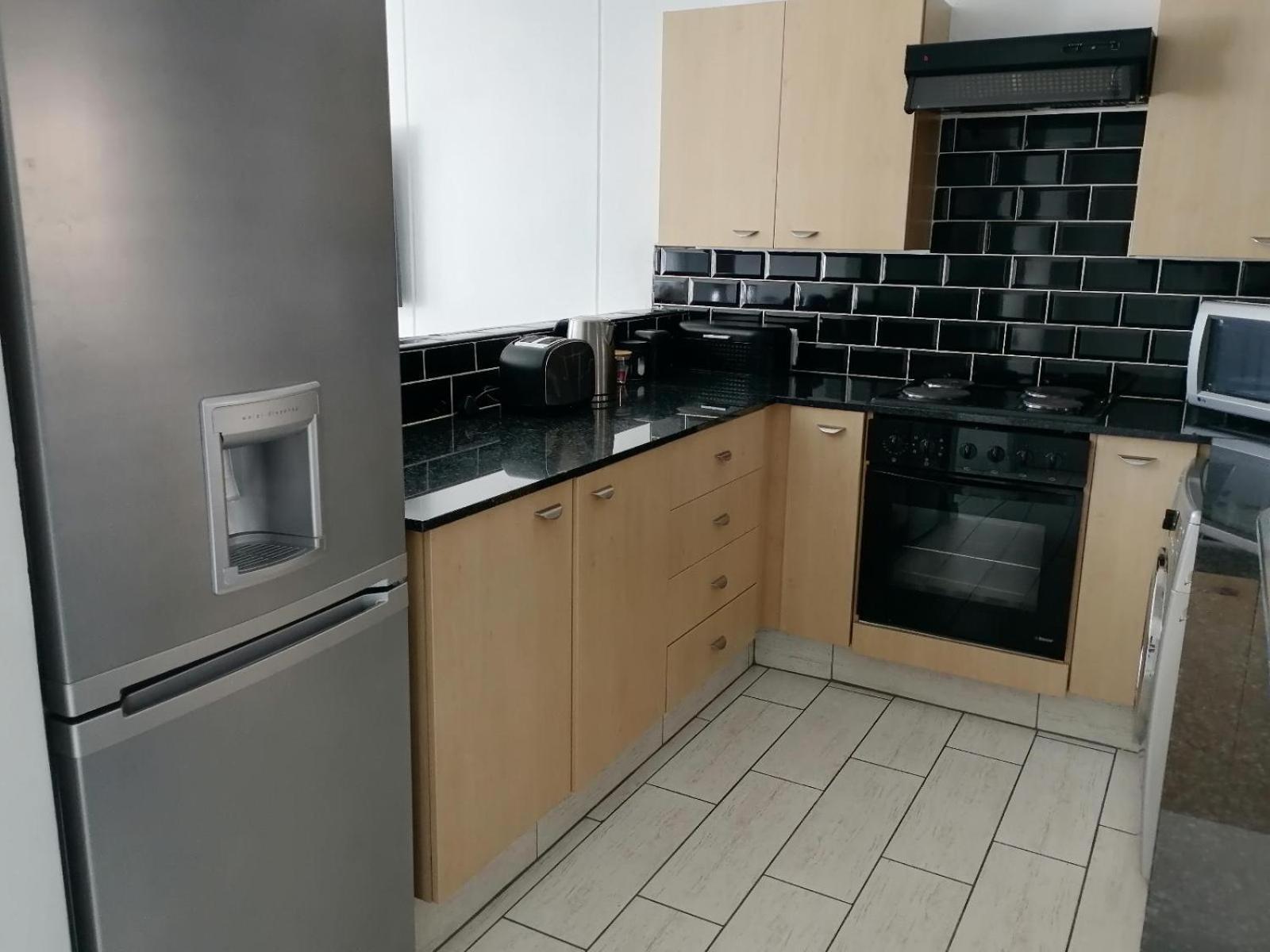 Emabheleni Executive Suites Westpoint Johannesburg Szoba fotó