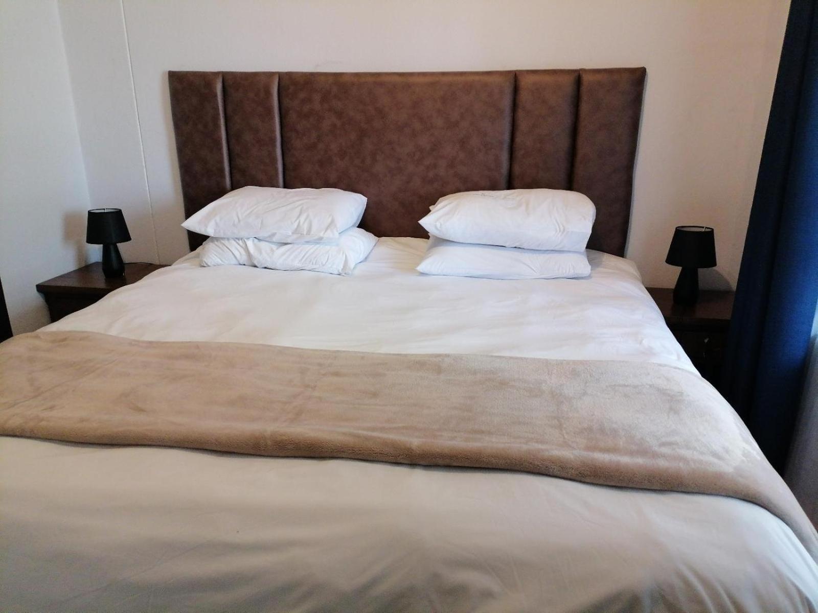 Emabheleni Executive Suites Westpoint Johannesburg Szoba fotó