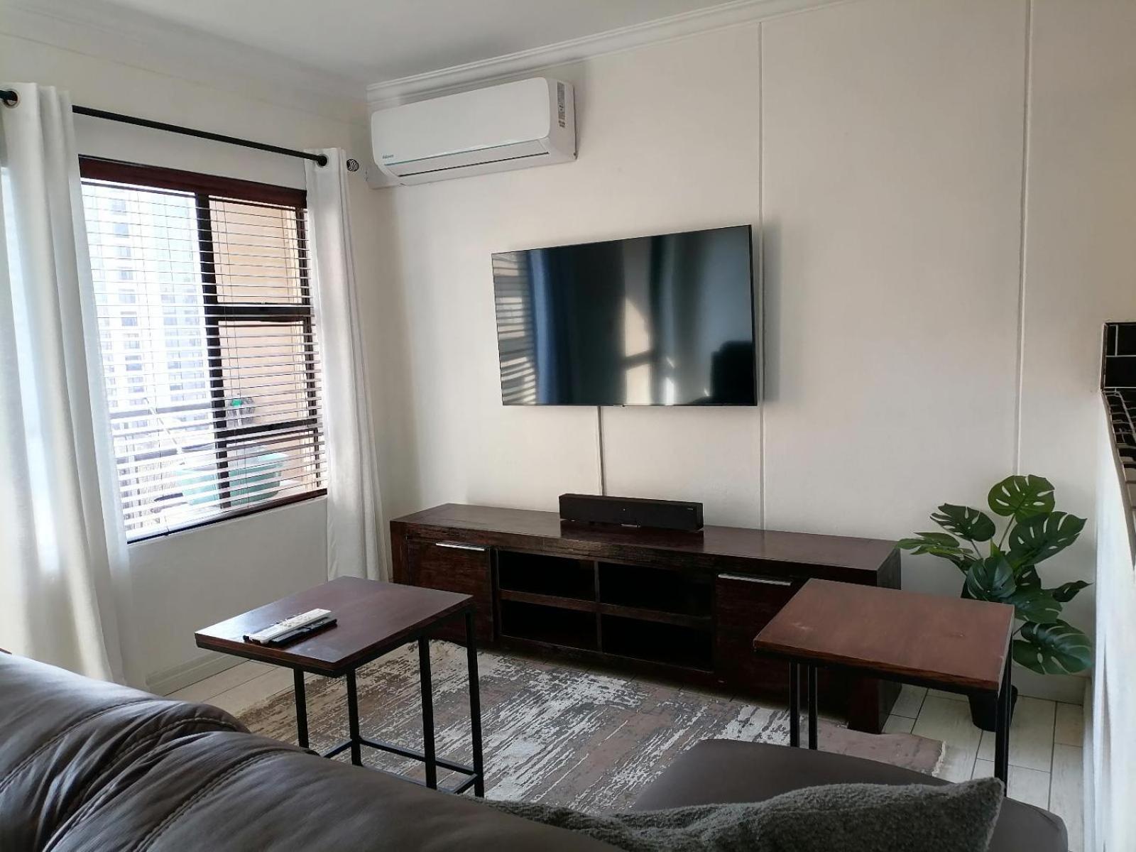Emabheleni Executive Suites Westpoint Johannesburg Szoba fotó